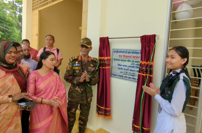 খাগড়াছড়ি নতুন কুঁড়ি স্কুলের নবনির্মিত অডিটোরিয়াম ভবন’র উদ্বোধন