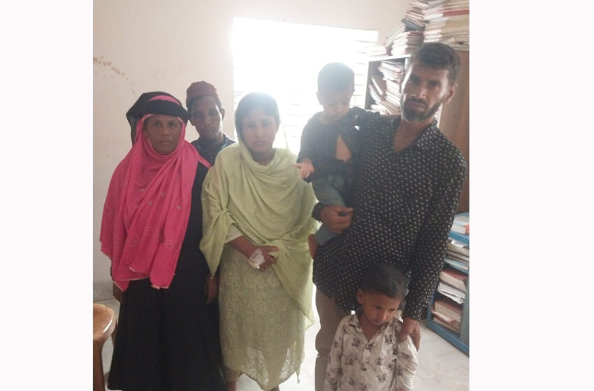  সেনাবাহিনী কর্তৃক নয়াবাজারে নারী ও শিশু উদ্ধার, পরিবারের কাছে হস্তান্তর