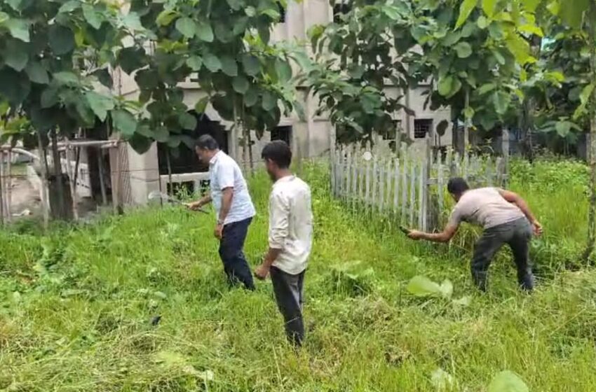 খাগড়াছড়ি কেন্দ্রীয় কবরস্থানের জঙ্গল পরিস্কারে যুবদল